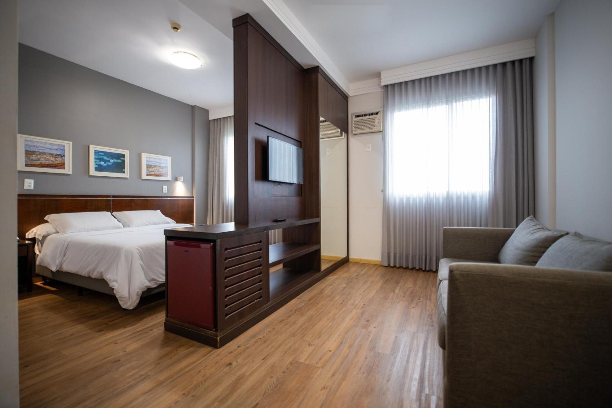 Piemonte Hotel Нова-Ліма Екстер'єр фото